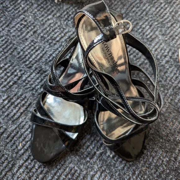 Black Sandals high heel shoes - Picture 1 of 4